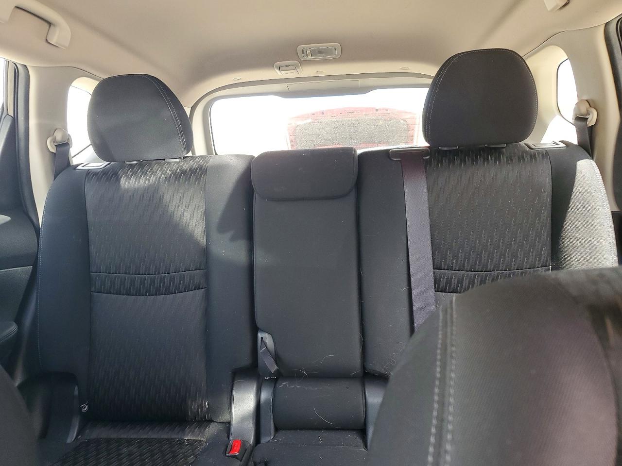 2017 NISSAN ROGUE SV photo 28