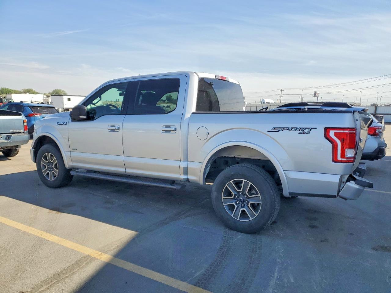 2016 FORD F150 SUPERCREW photo 4