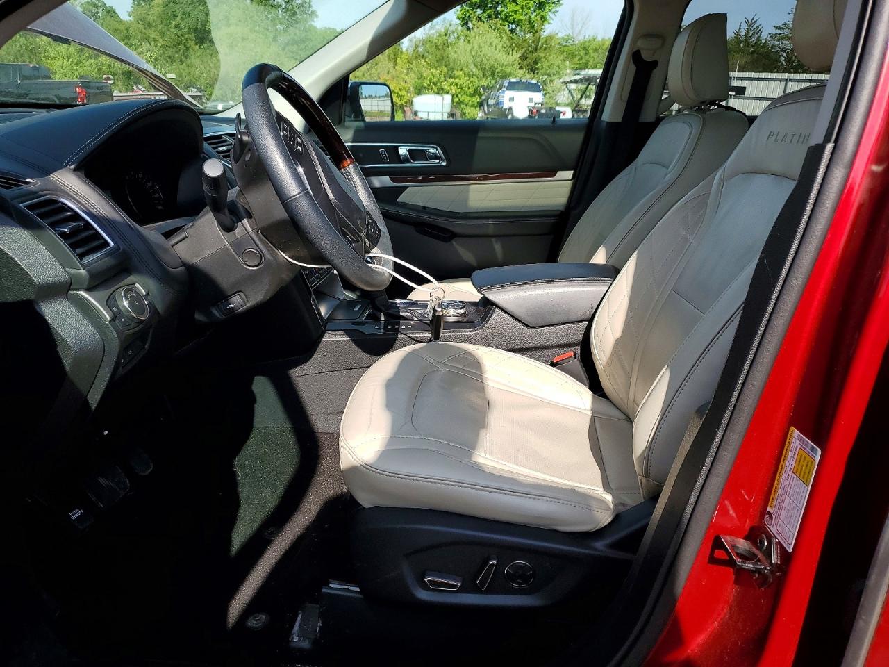2018 FORD EXPLORER PLATINUM photo 7