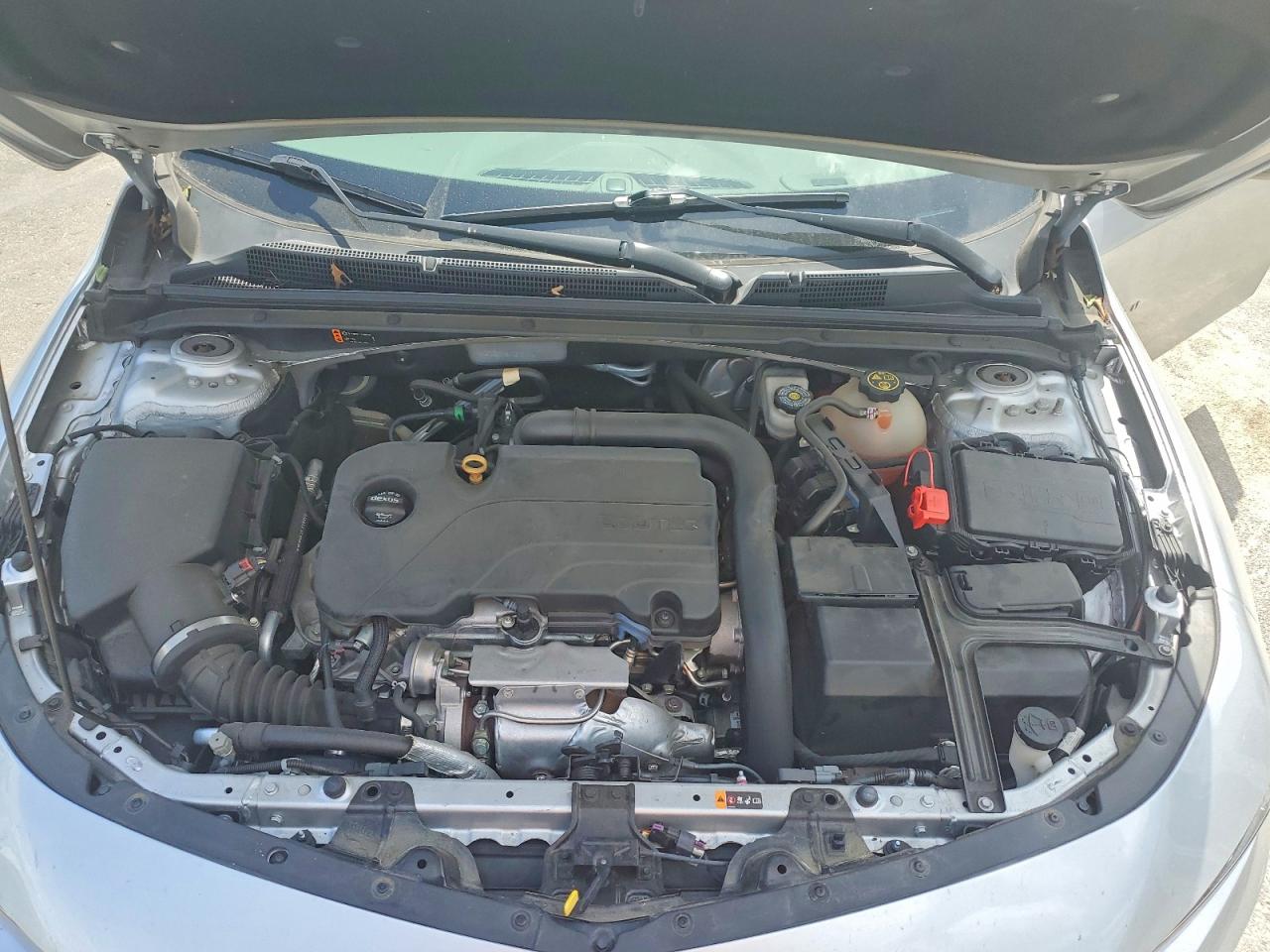2018 CHEVROLET MALIBU LT photo 21