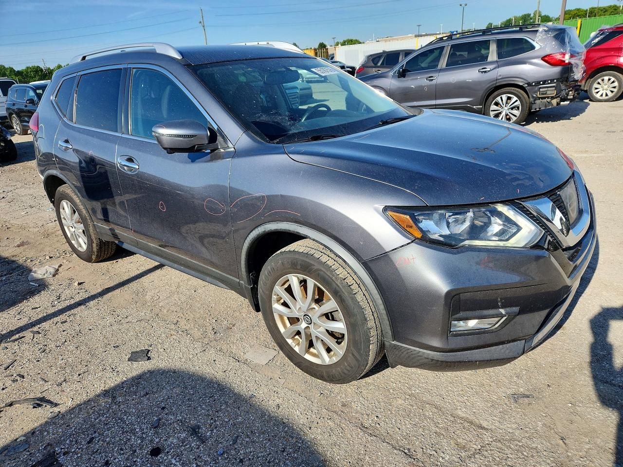 2017 NISSAN ROGUE SV photo 7
