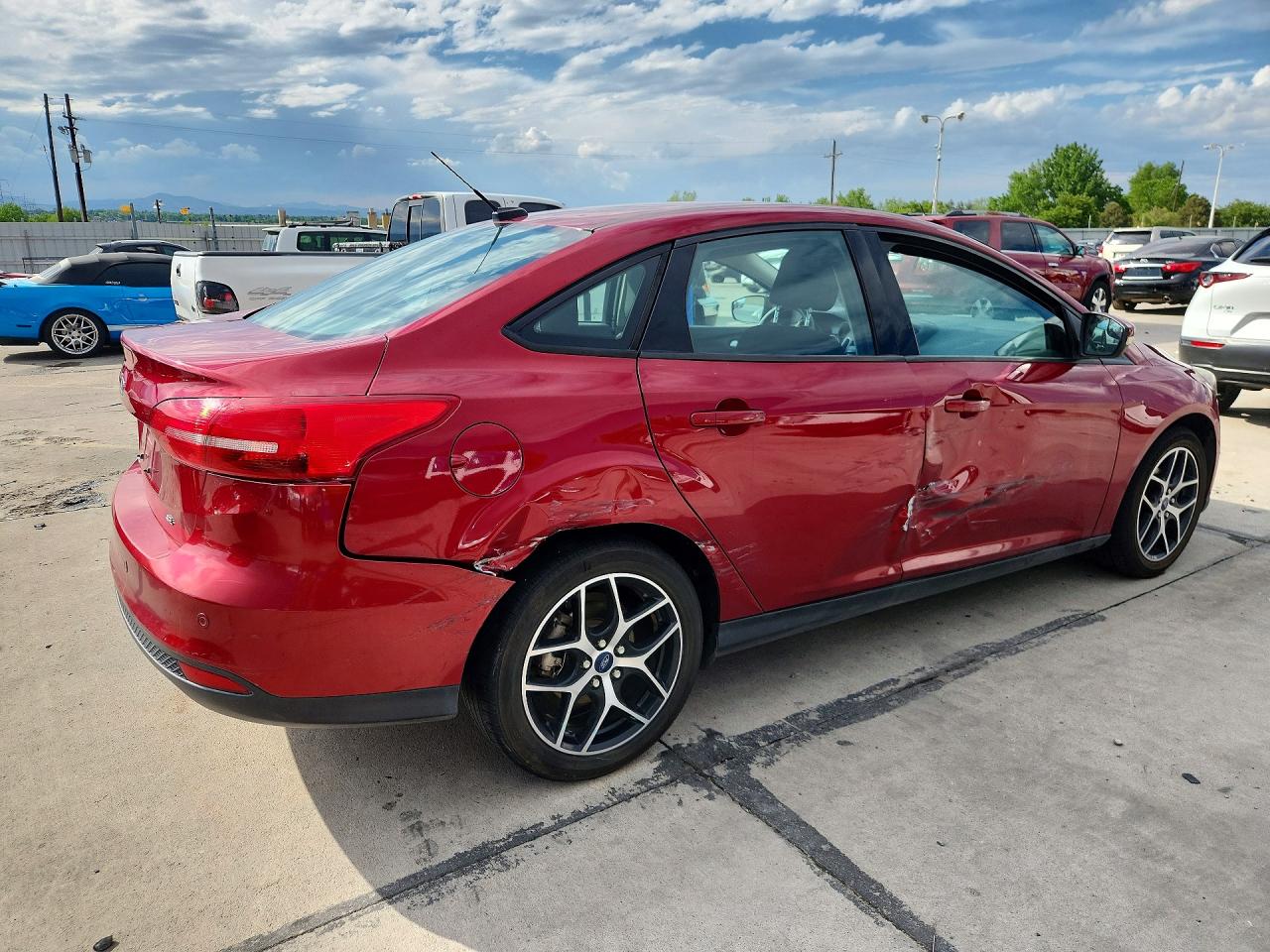 2017 FORD FOCUS SEL photo 5