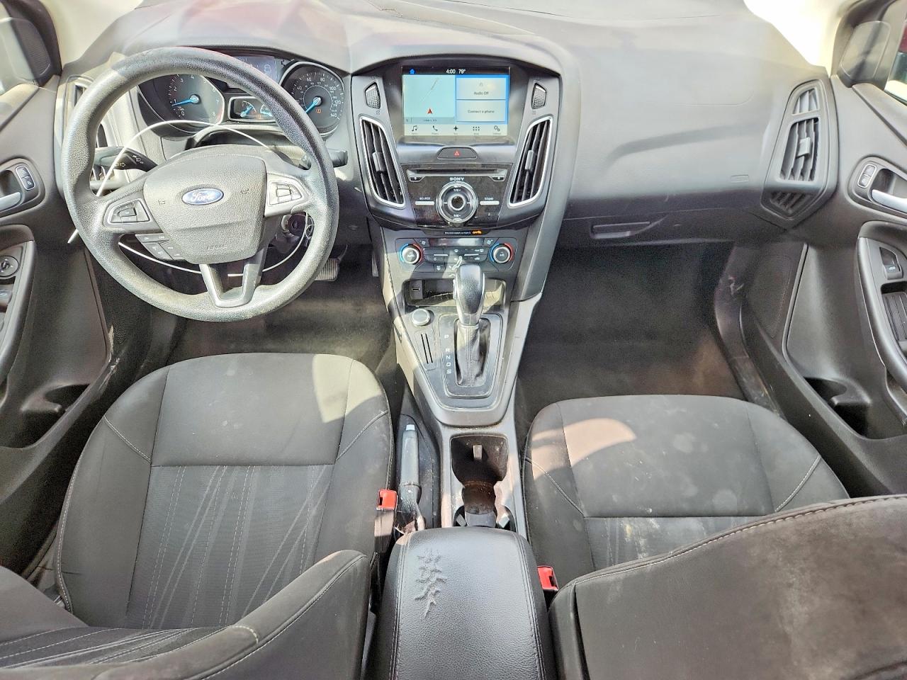 2017 FORD FOCUS SEL photo 15