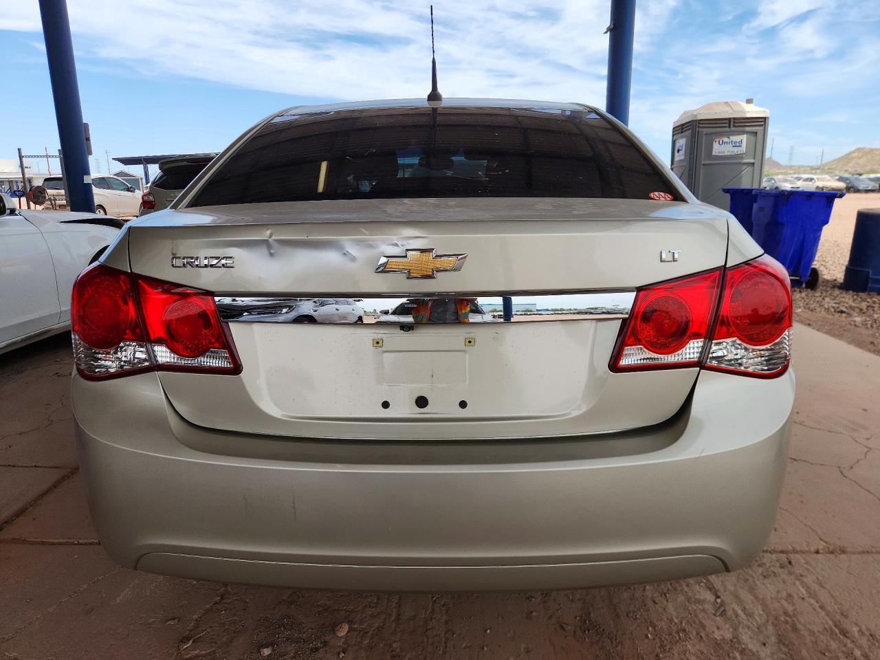 2013 CHEVROLET CRUZE LT photo 6