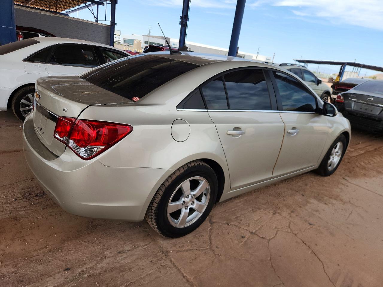2013 CHEVROLET CRUZE LT photo 3