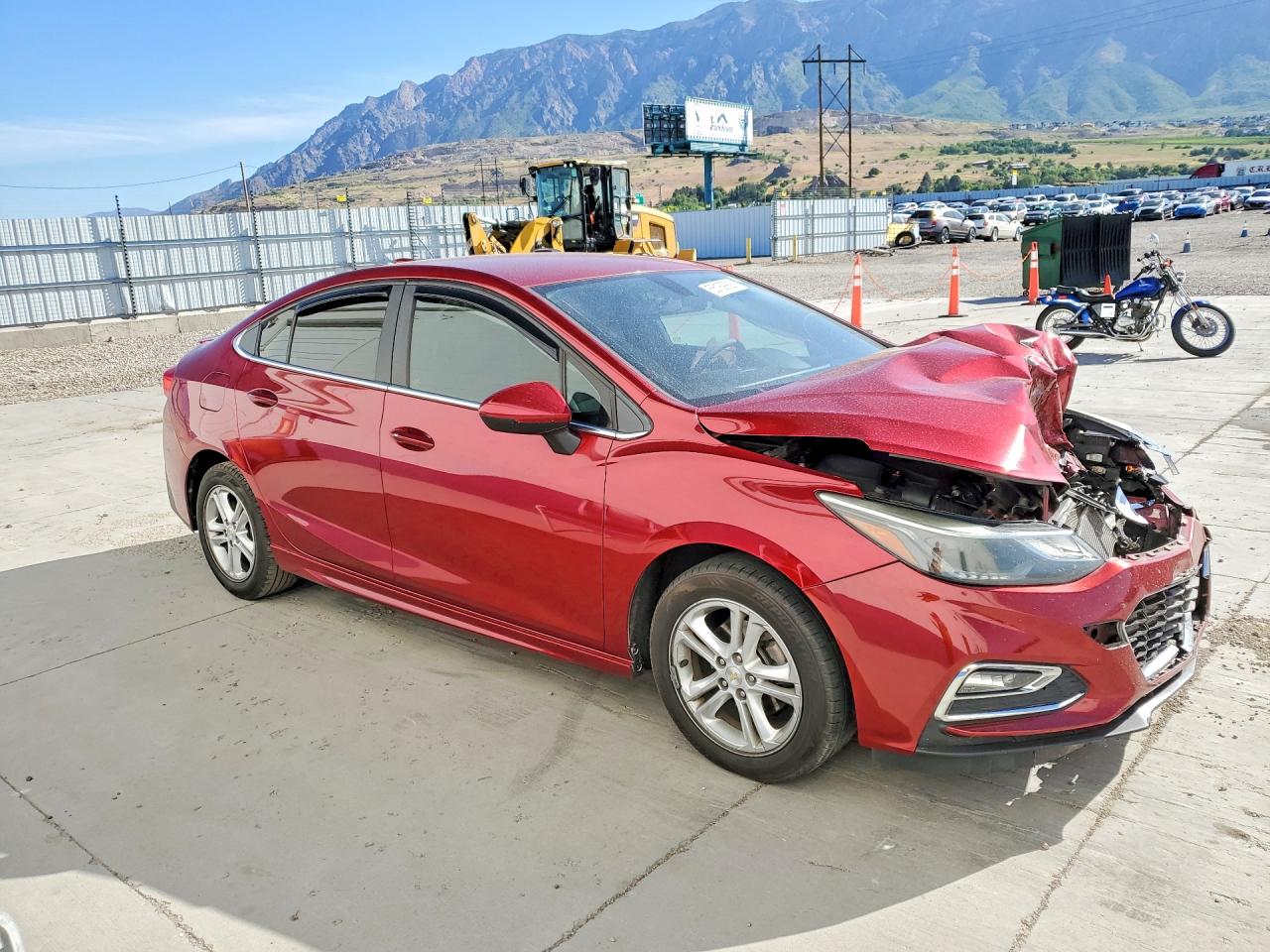 2017 CHEVROLET CRUZE LT photo 4