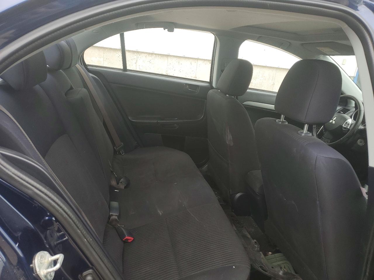 2014 MITSUBISHI LANCER ES photo 28