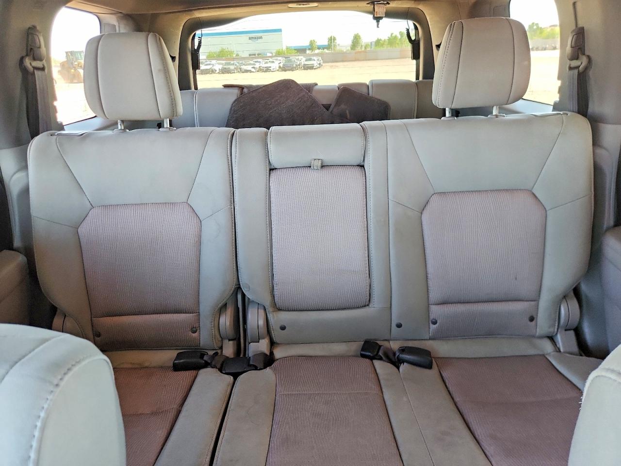2015 HONDA PILOT SE photo 19