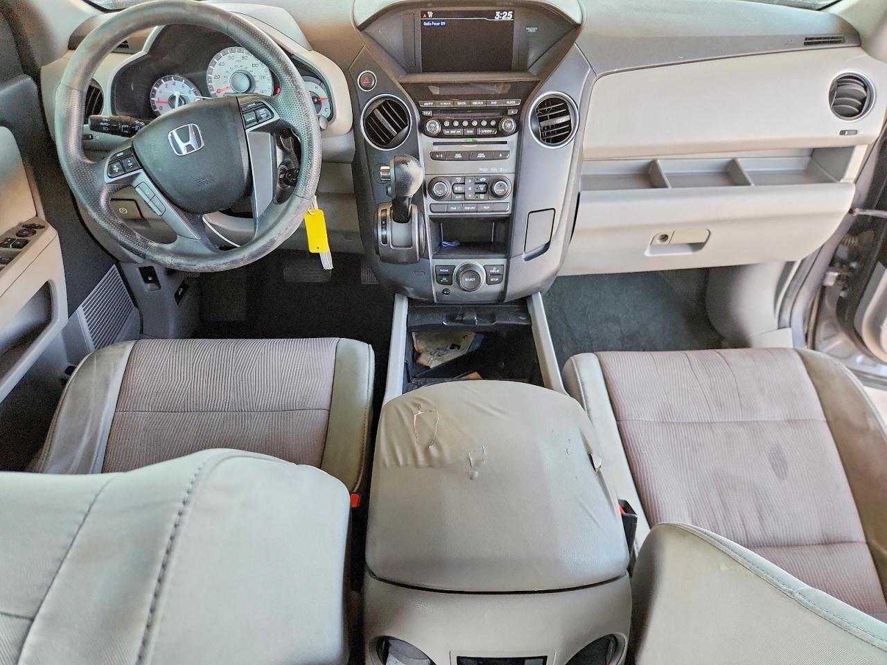2015 HONDA PILOT SE photo 15