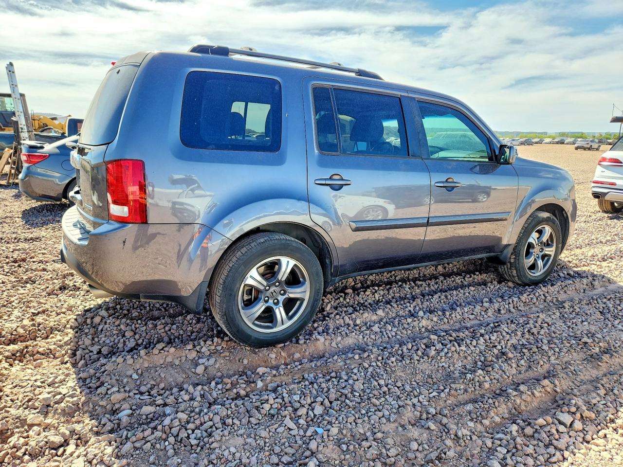 2015 HONDA PILOT SE photo 5