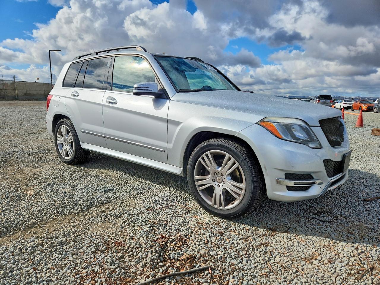 2015 MERCEDES-BENZ GLK 350 4MATIC photo 4