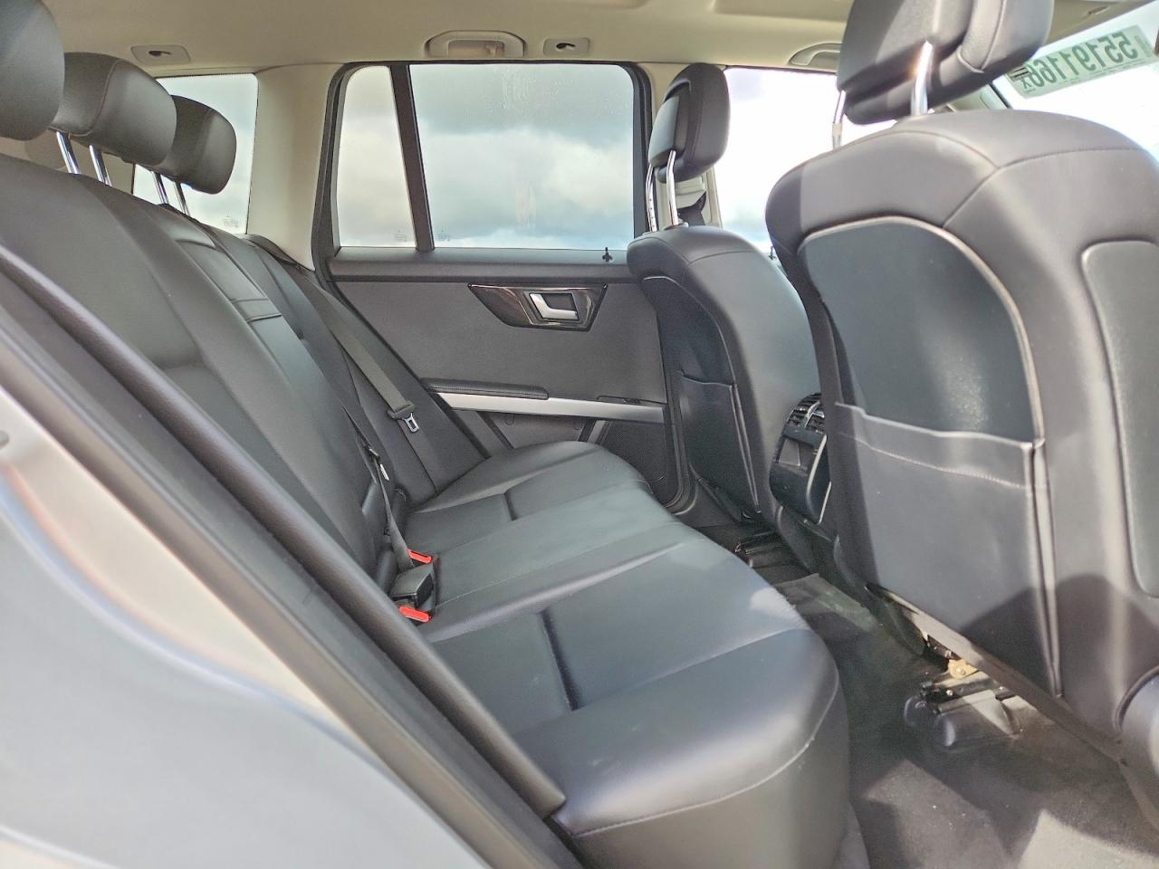 2015 MERCEDES-BENZ GLK 350 4MATIC photo 11