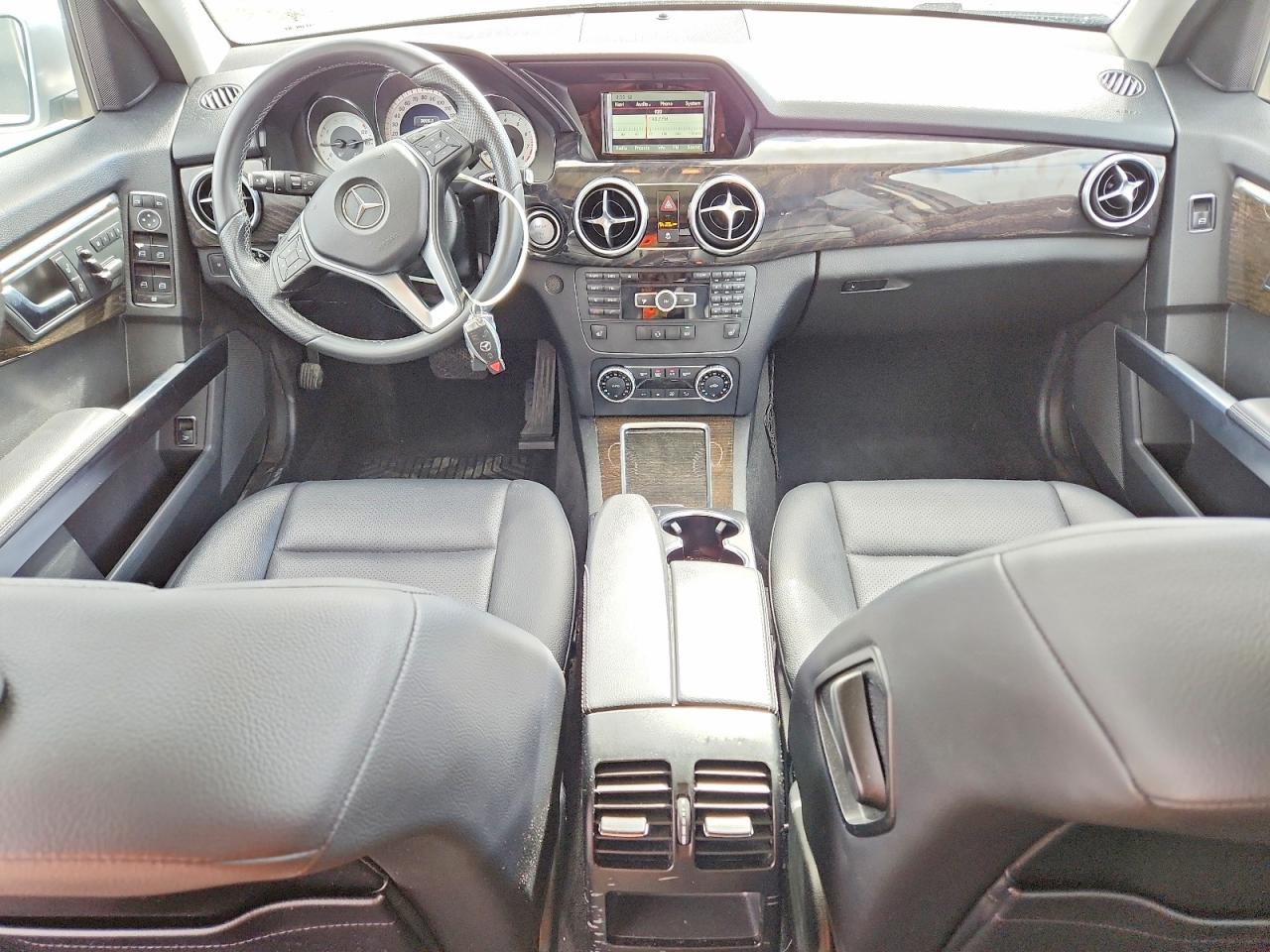 2015 MERCEDES-BENZ GLK 350 4MATIC photo 8