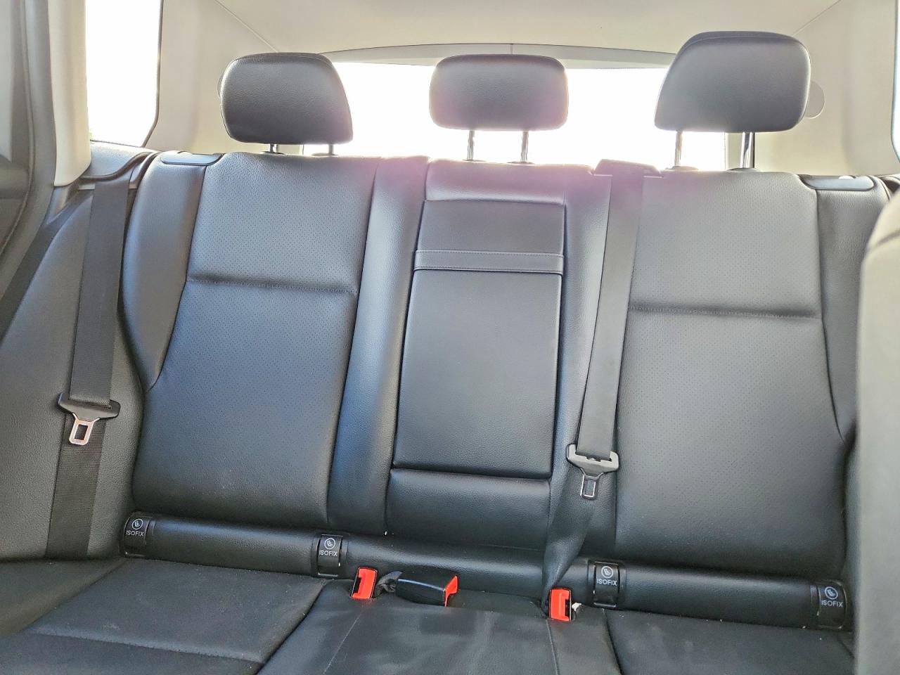 2015 MERCEDES-BENZ GLK 350 4MATIC photo 10