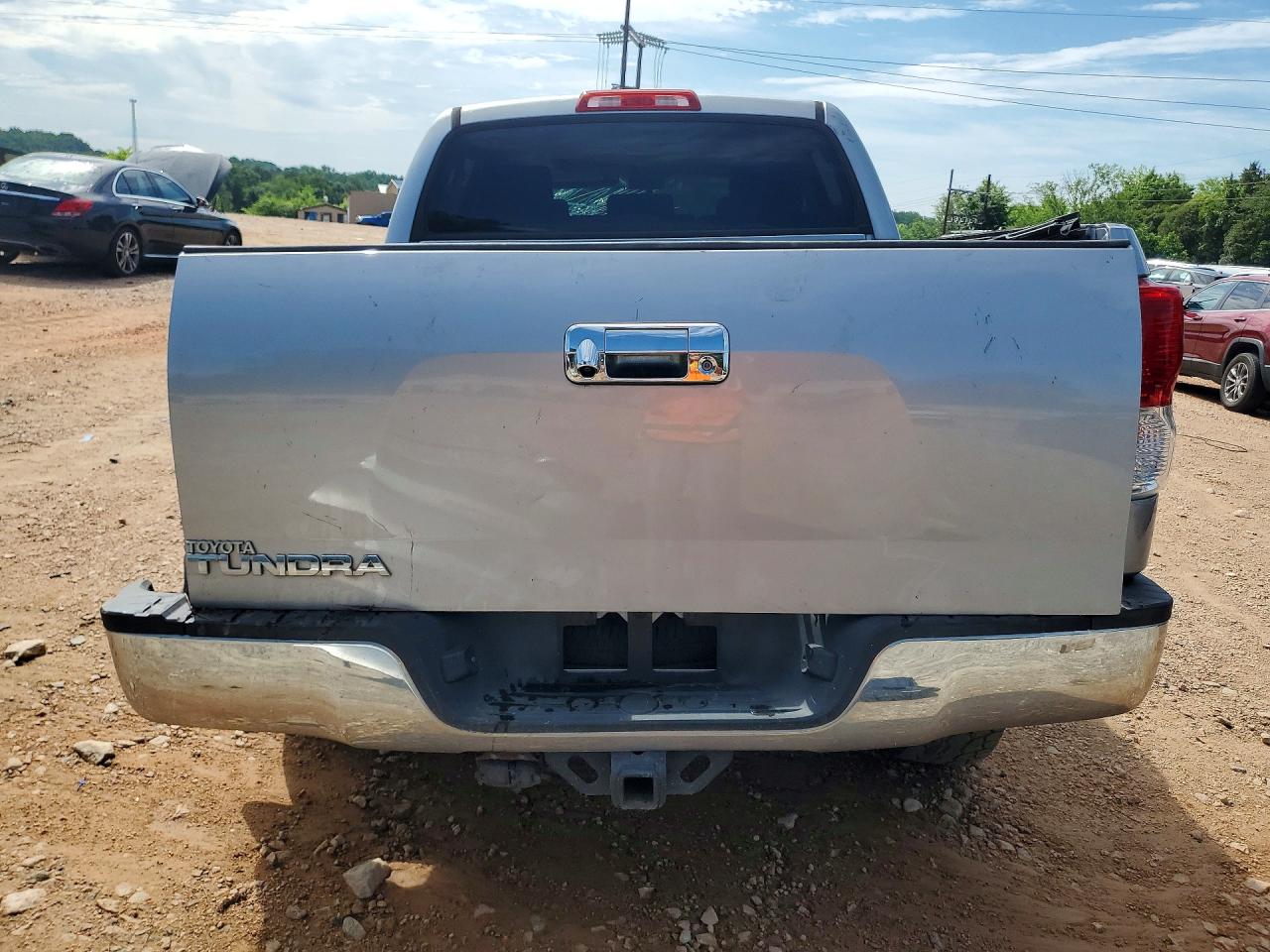 2013 TOYOTA TUNDRA CREWMAX SR5 photo 11