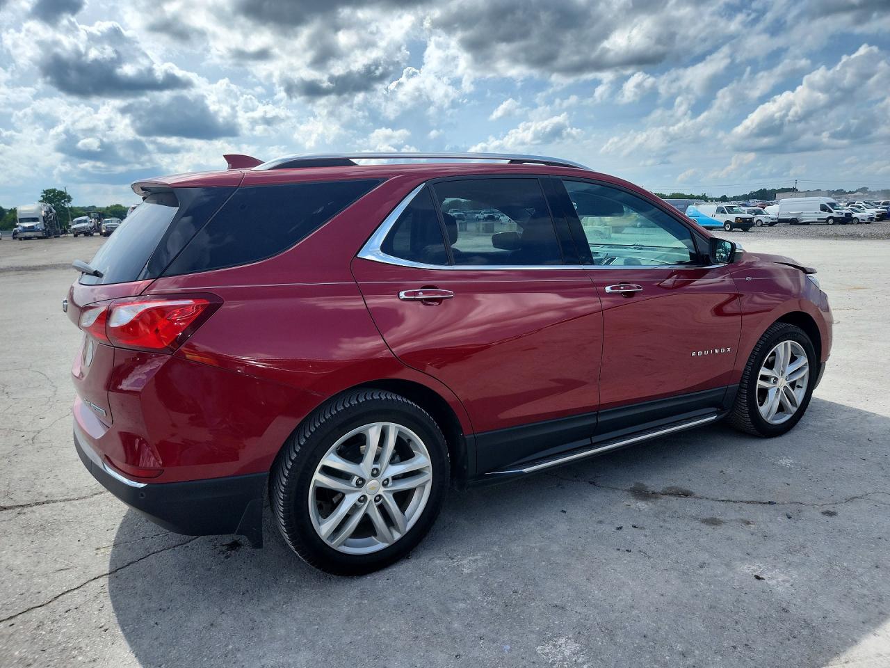 2018 CHEVROLET EQUINOX PREMIER photo 5