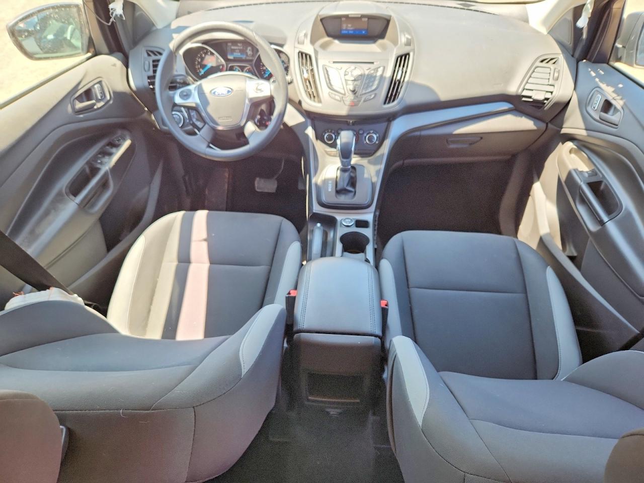 2016 FORD ESCAPE S photo 8