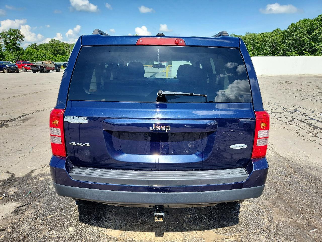 2014 JEEP PATRIOT LATITUDE photo 11