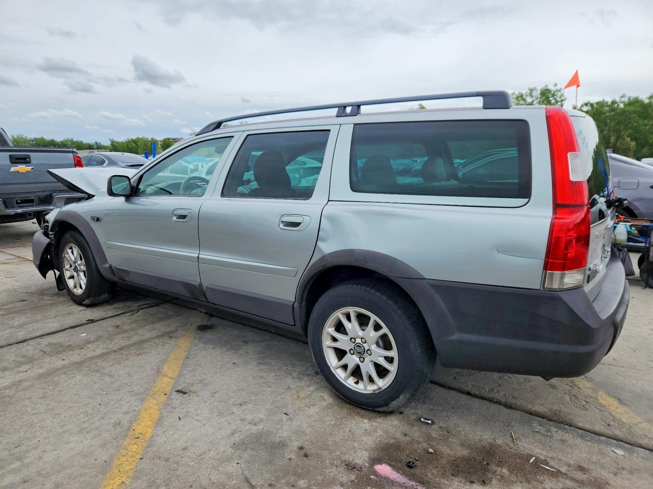 2004 VOLVO XC70 photo 4