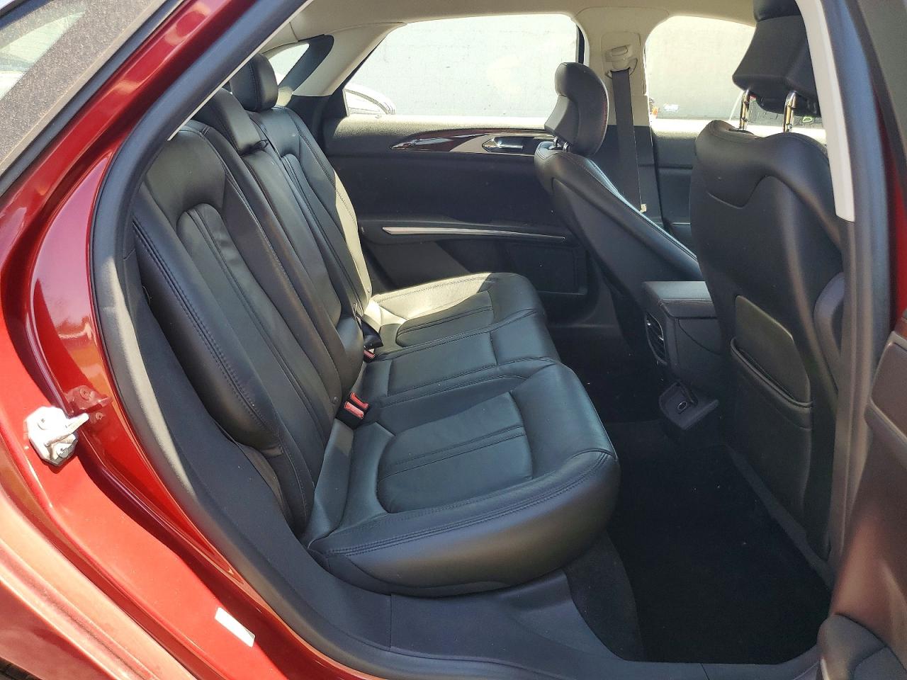 2014 LINCOLN MKZ photo 10