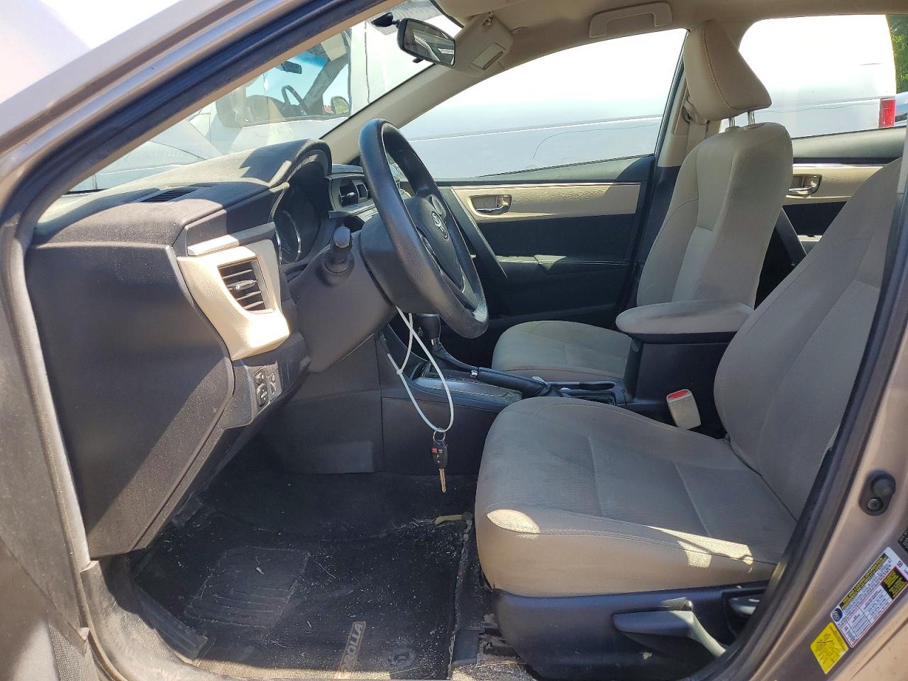 2016 TOYOTA COROLLA LE photo 7