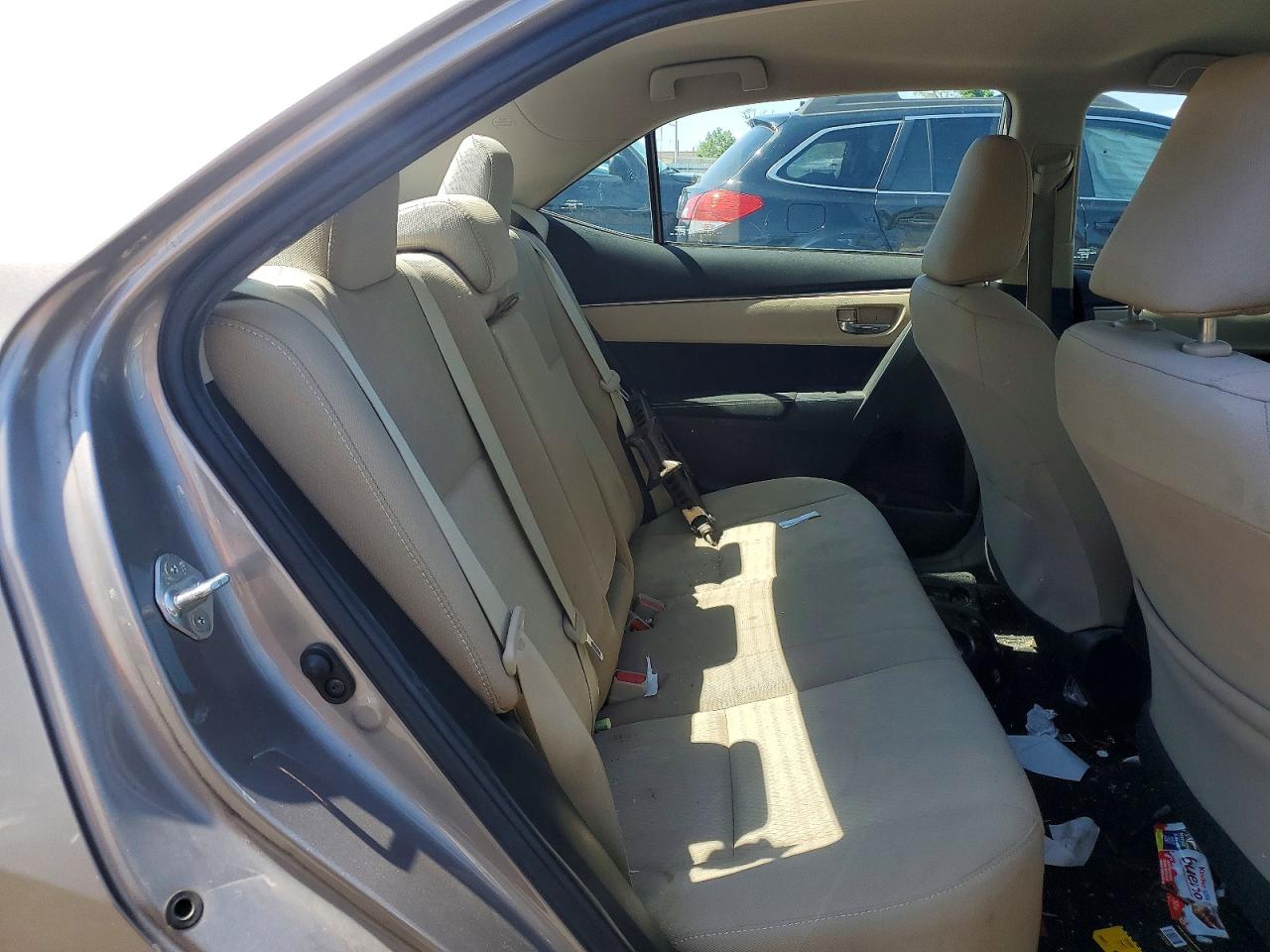 2016 TOYOTA COROLLA LE photo 10