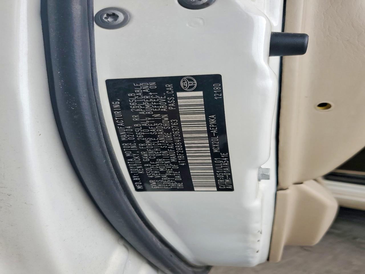 2004 TOYOTA AVALON XL photo 23
