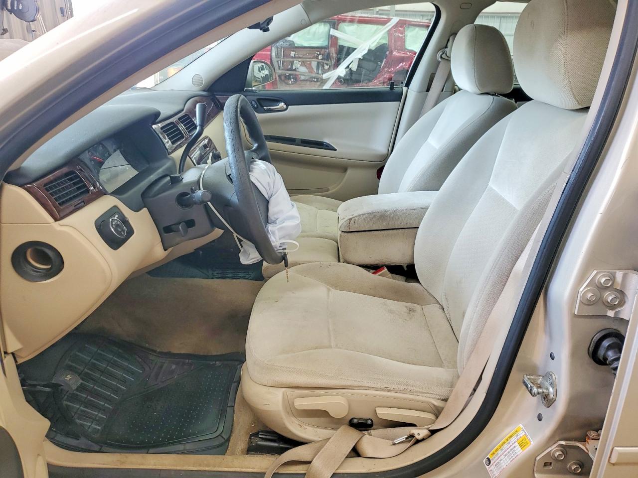 2011 CHEVROLET IMPALA LS photo 13