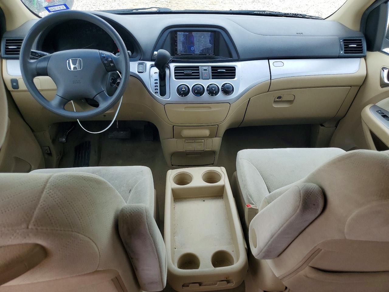 2010 HONDA ODYSSEY LX photo 15