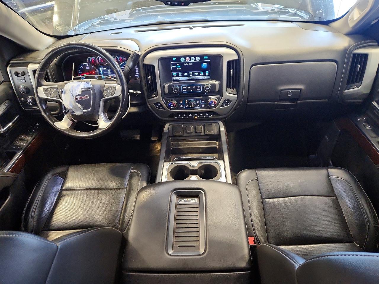 2017 GMC SIERRA K1500 SLT photo 8