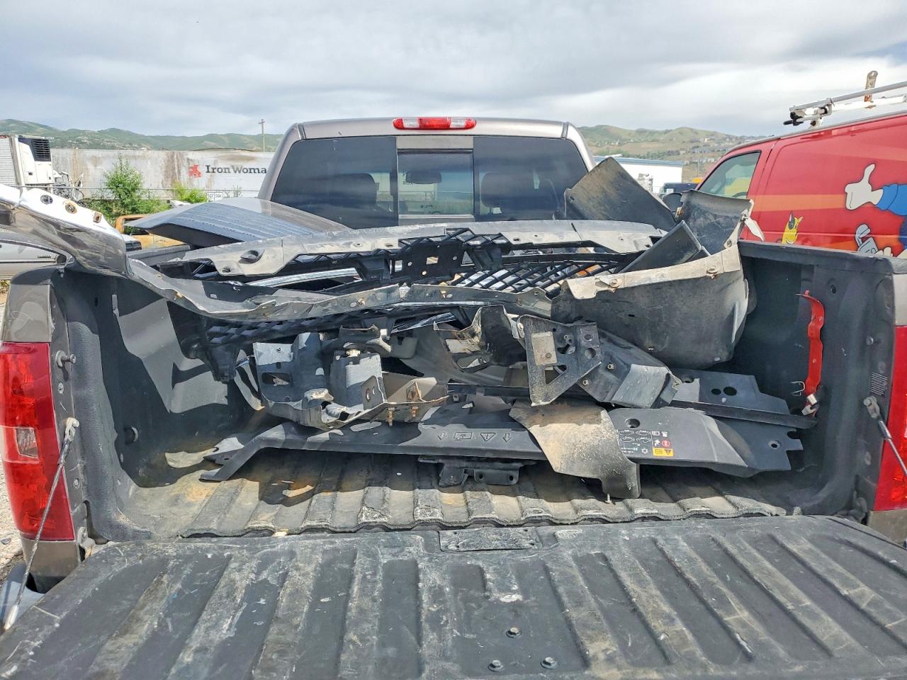 2014 CHEVROLET SILVERADO K3500 LTZ photo 25