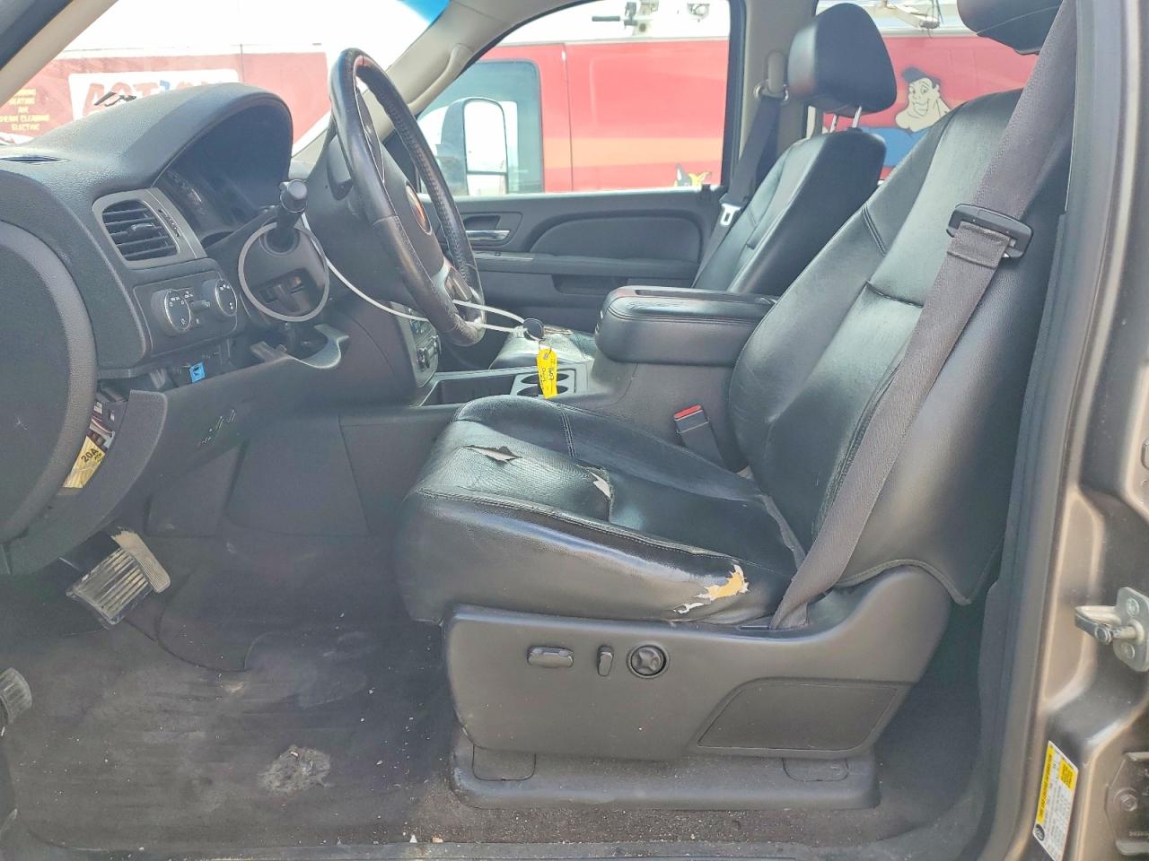 2014 CHEVROLET SILVERADO K3500 LTZ photo 13