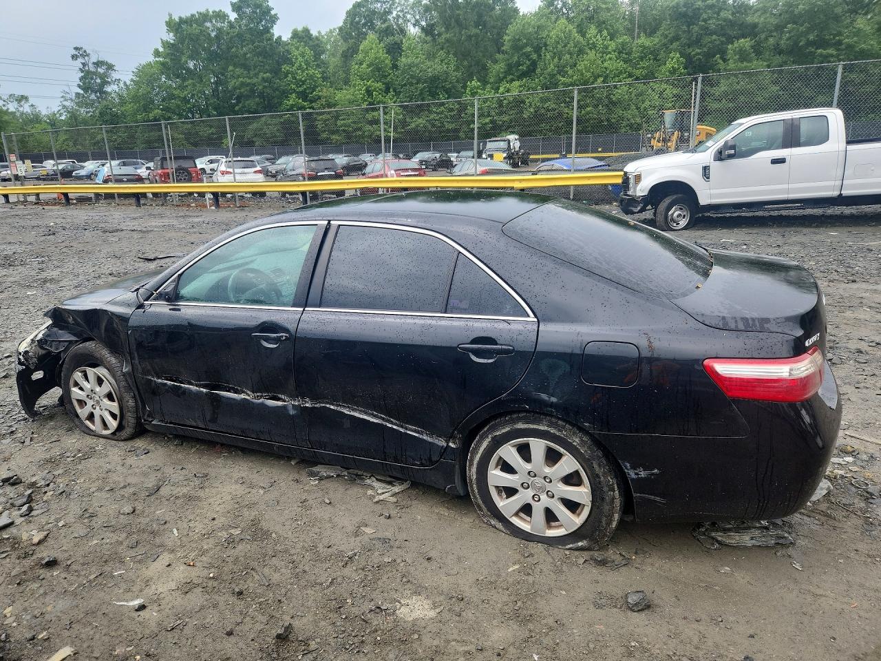 2009 TOYOTA CAMRY XLE photo 2