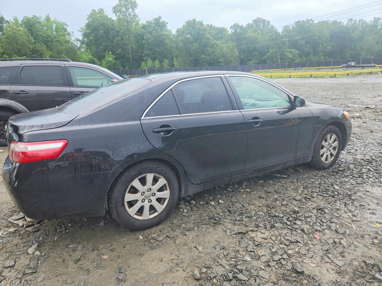 2009 TOYOTA CAMRY XLE photo 3