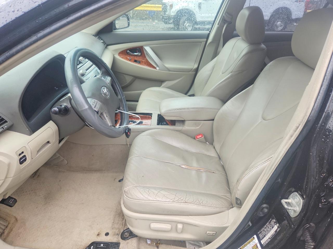 2009 TOYOTA CAMRY XLE photo 7