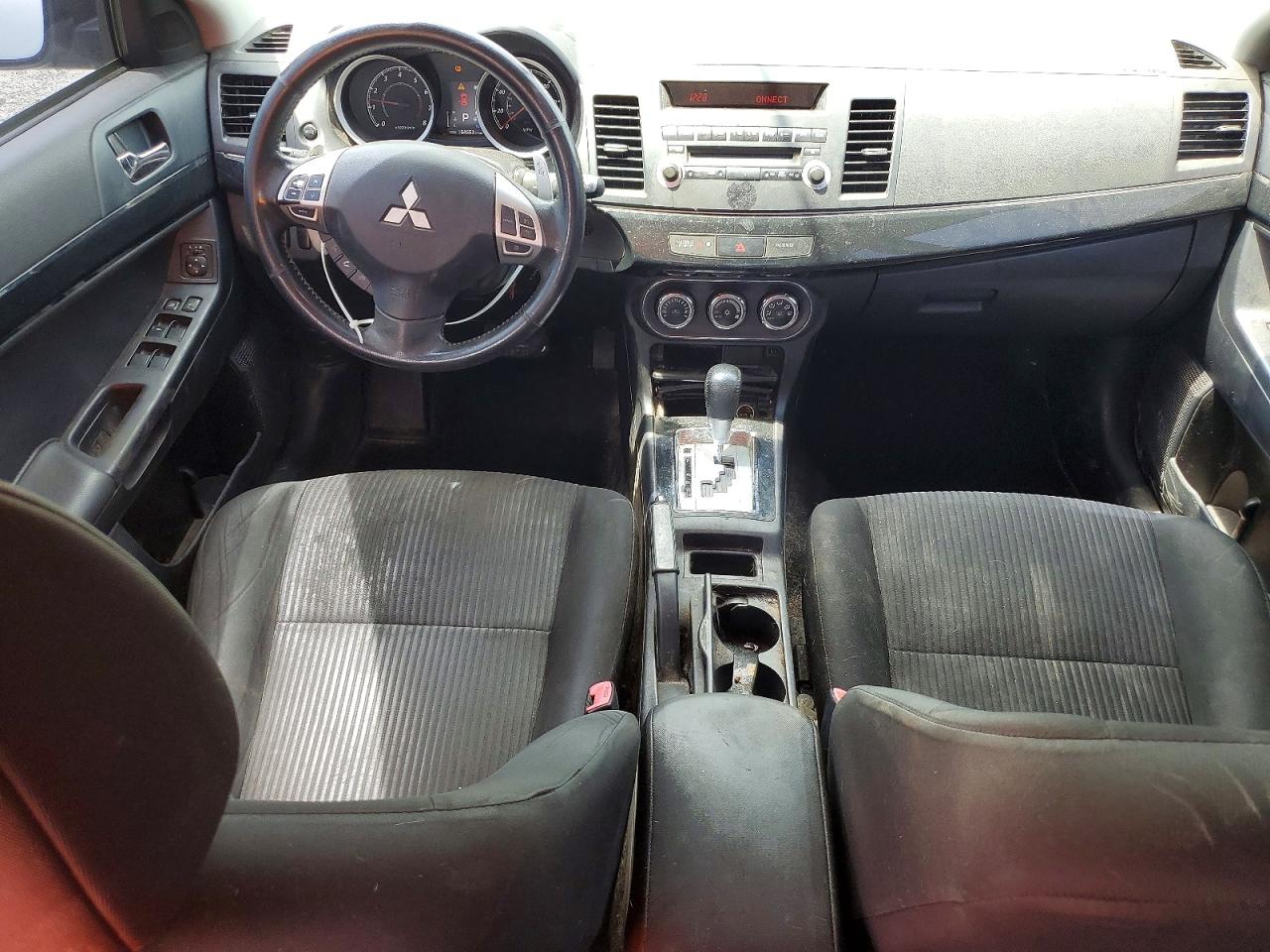 2013 MITSUBISHI LANCER GT photo 8