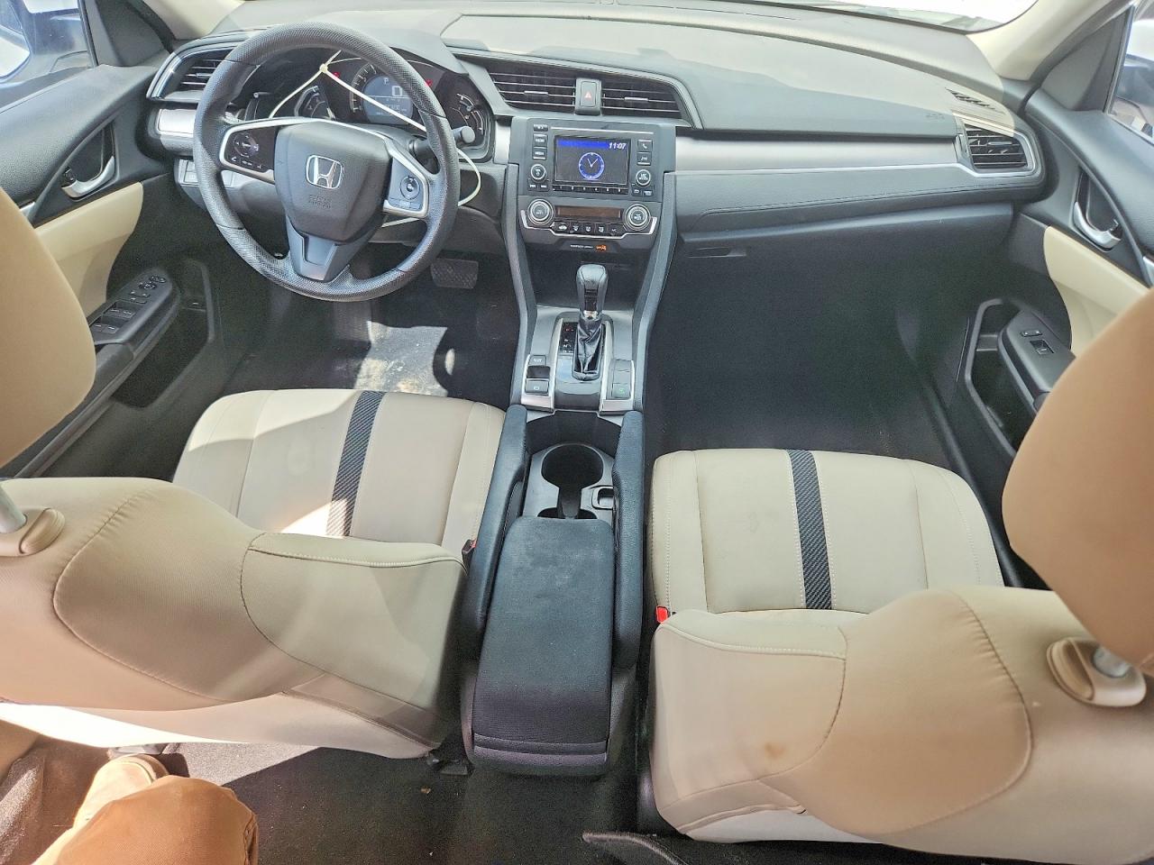 2017 HONDA CIVIC LX photo 22