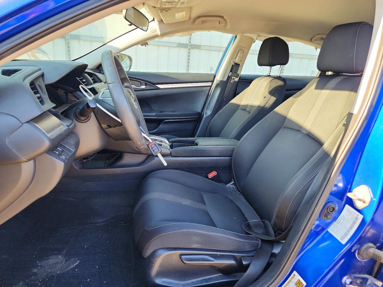 2020 HONDA CIVIC LX photo 13