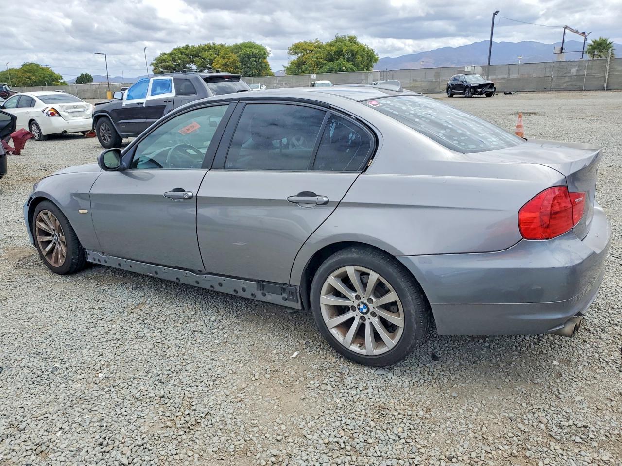 2011 BMW 328 I SULEV photo 3
