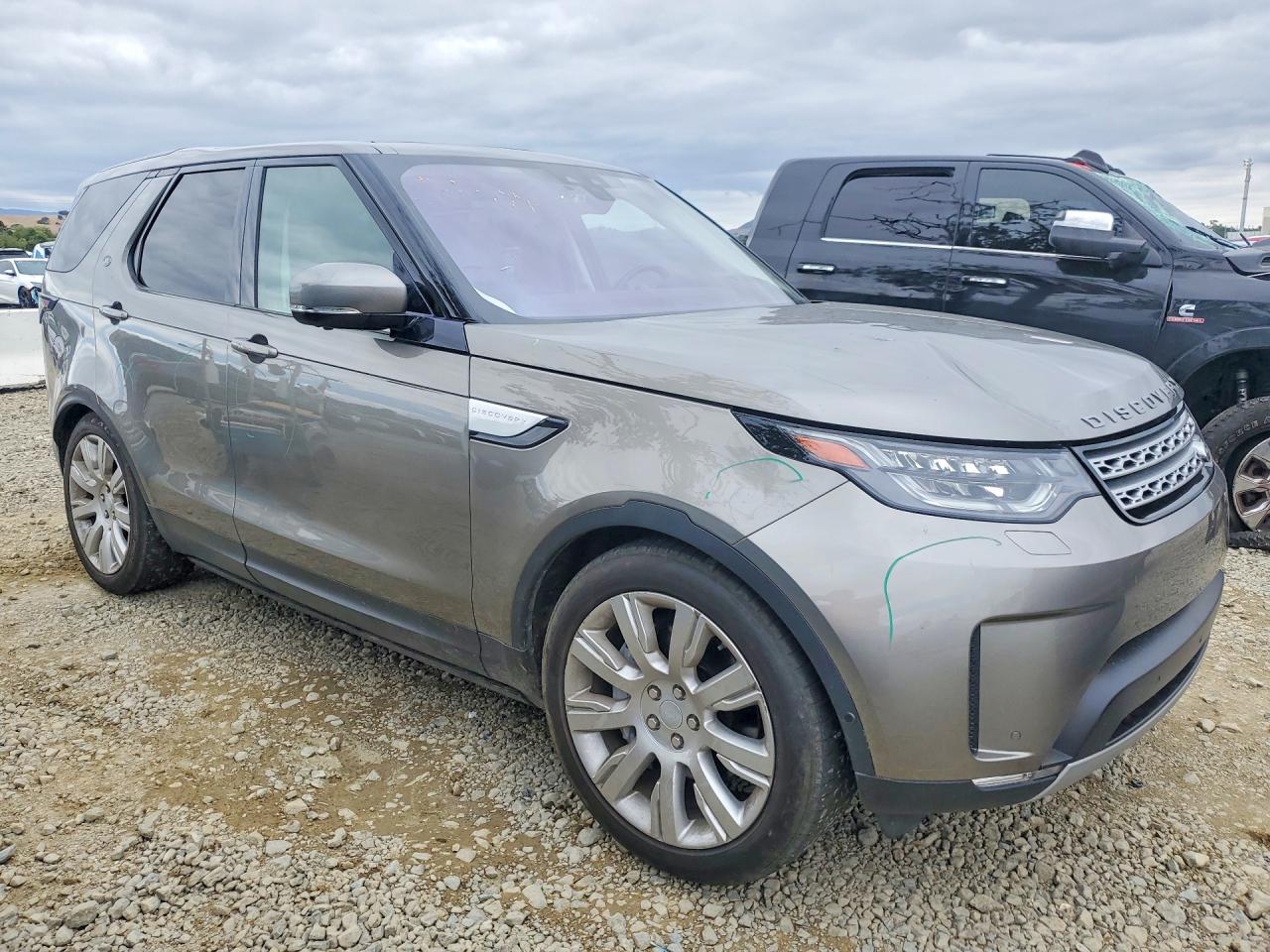 2019 LAND ROVER DISCOVERY HSE photo 7