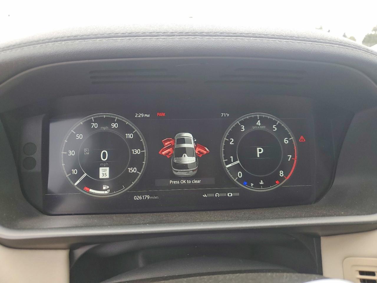 2019 LAND ROVER DISCOVERY HSE photo 17