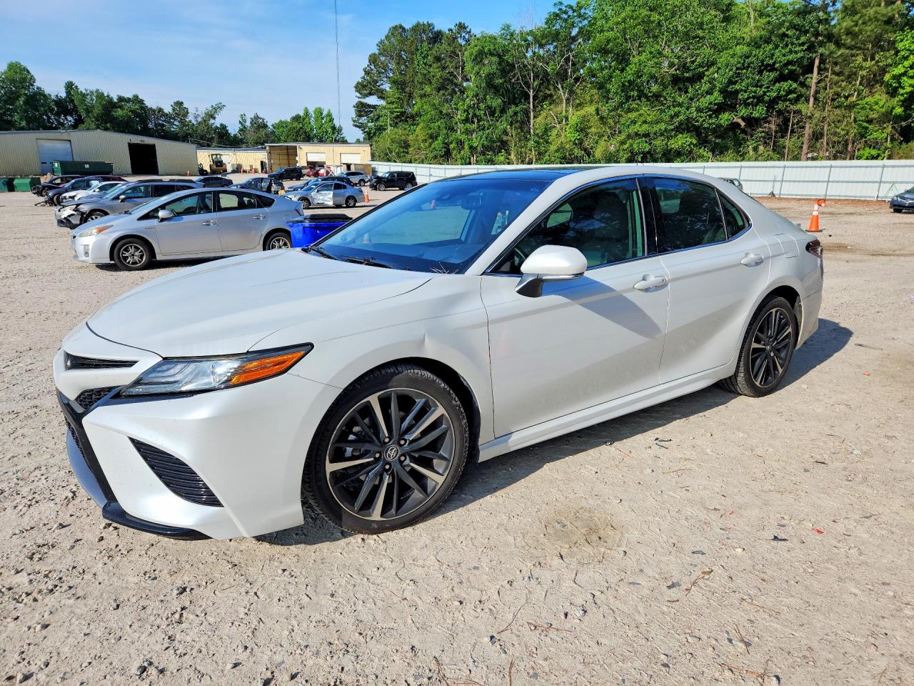 2019 TOYOTA CAMRY