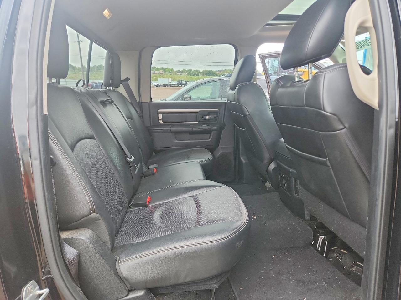 2014 RAM 1500 SPORT photo 28