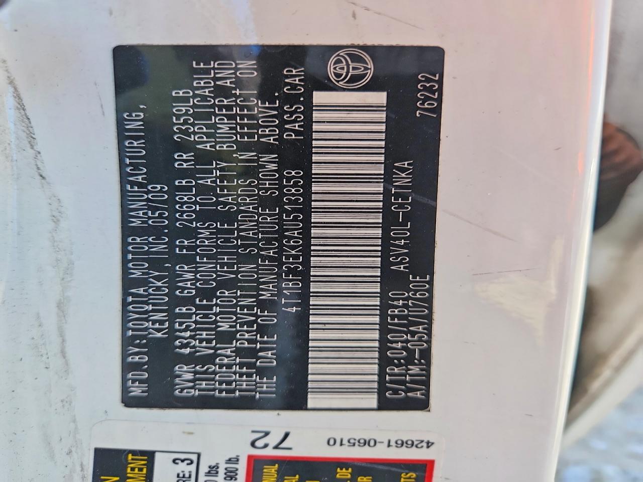 2010 TOYOTA CAMRY LE photo 34