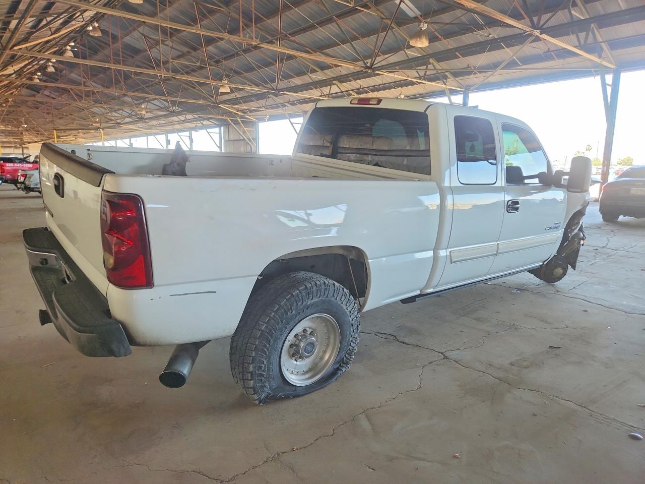 2003 CHEVROLET SILVERADO K2500 HEAVY DUTY photo 3