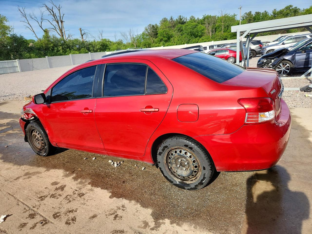 2010 TOYOTA YARIS BASE photo 2