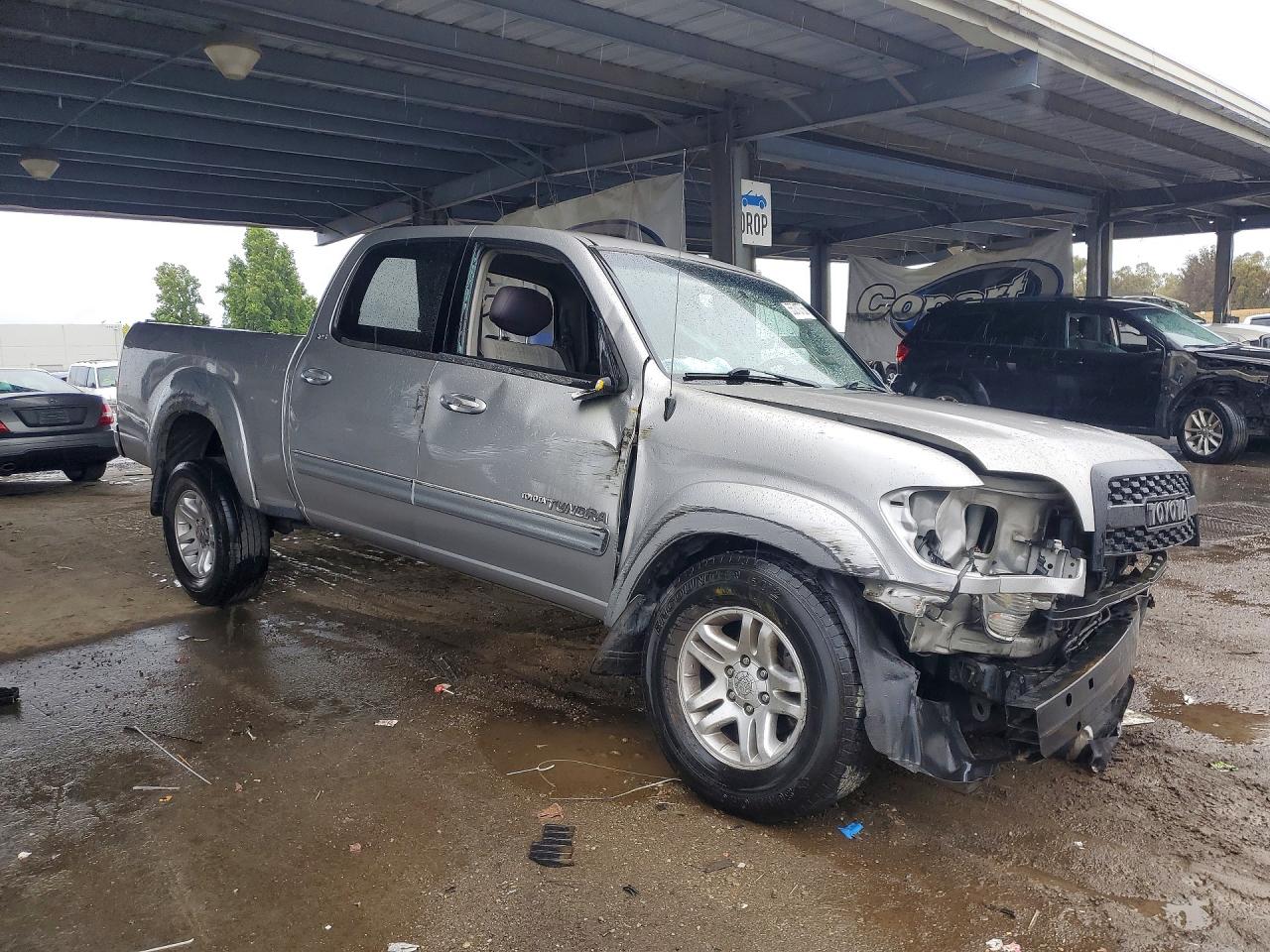 2004 TOYOTA TUNDRA DOUBLE CAB SR5 photo 4