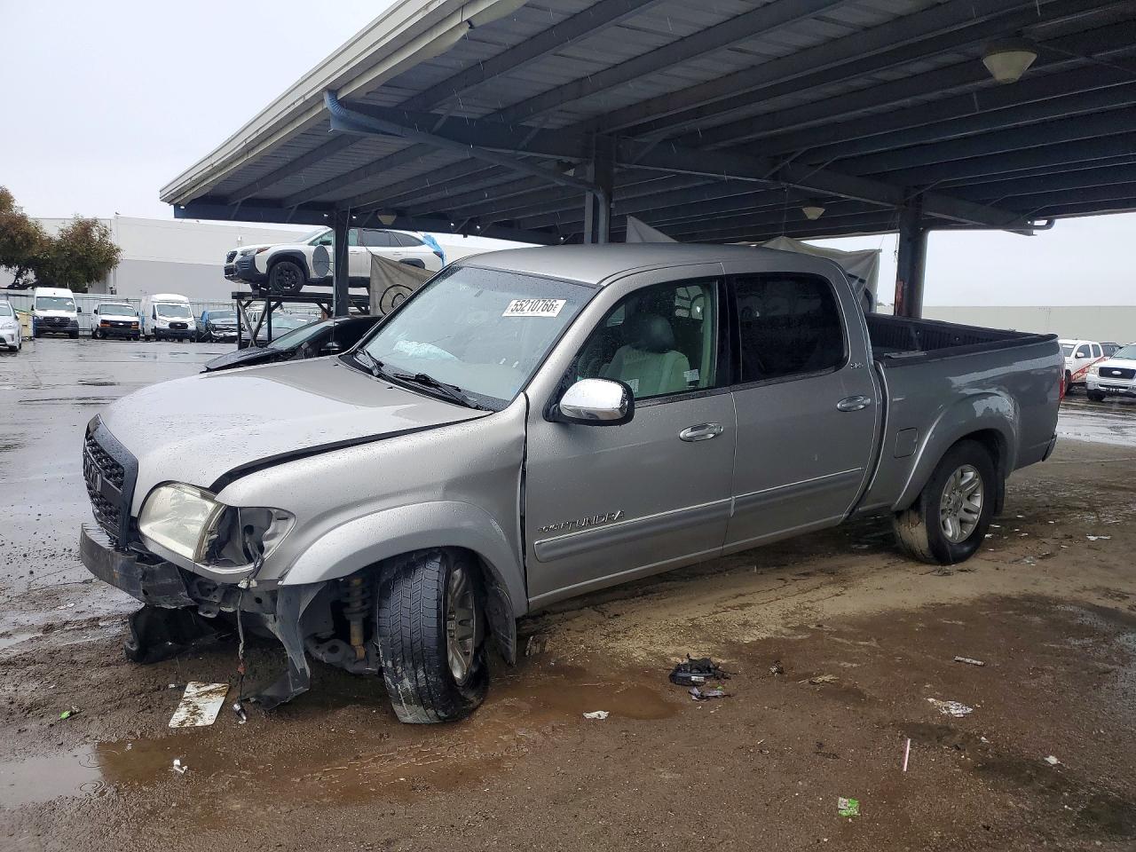 2004 TOYOTA TUNDRA