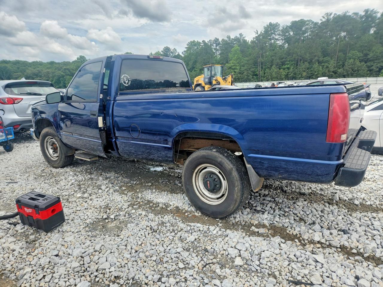 1995 GMC SIERRA C2500 photo 3