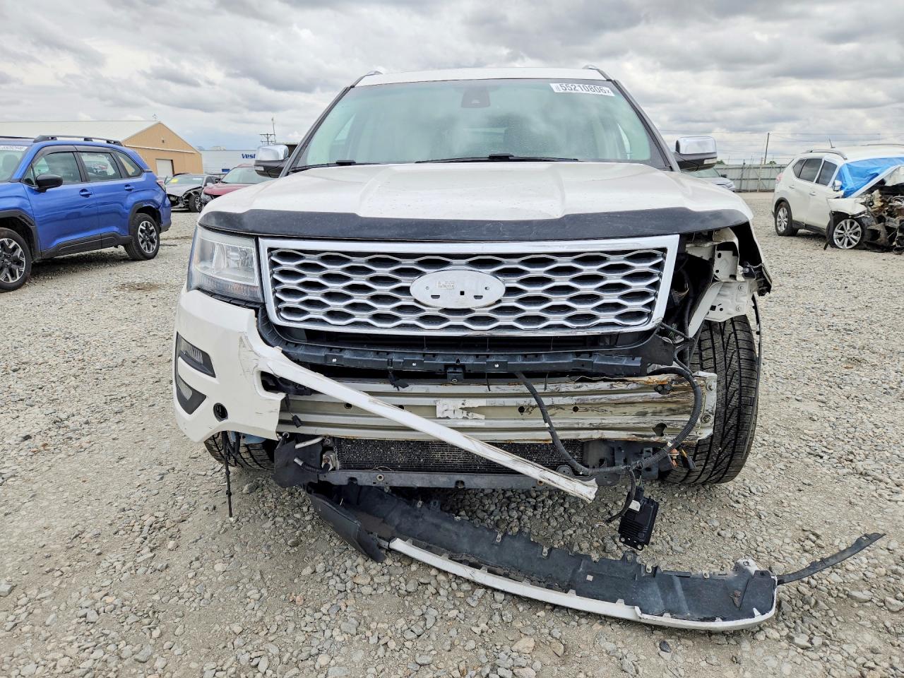 2016 FORD EXPLORER PLATINUM photo 9